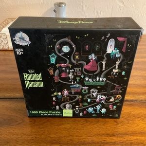 Disney Parks The Haunted Mansion 1000 piece puzzle. New!